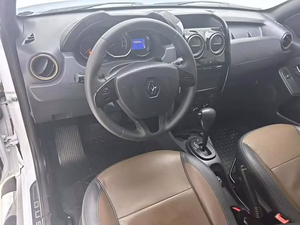 renault-duster-em-curitiba-pr-c27f0062