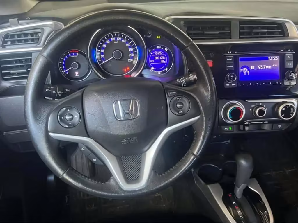 honda-fit-em-porto-alegre-rs-c2c95467