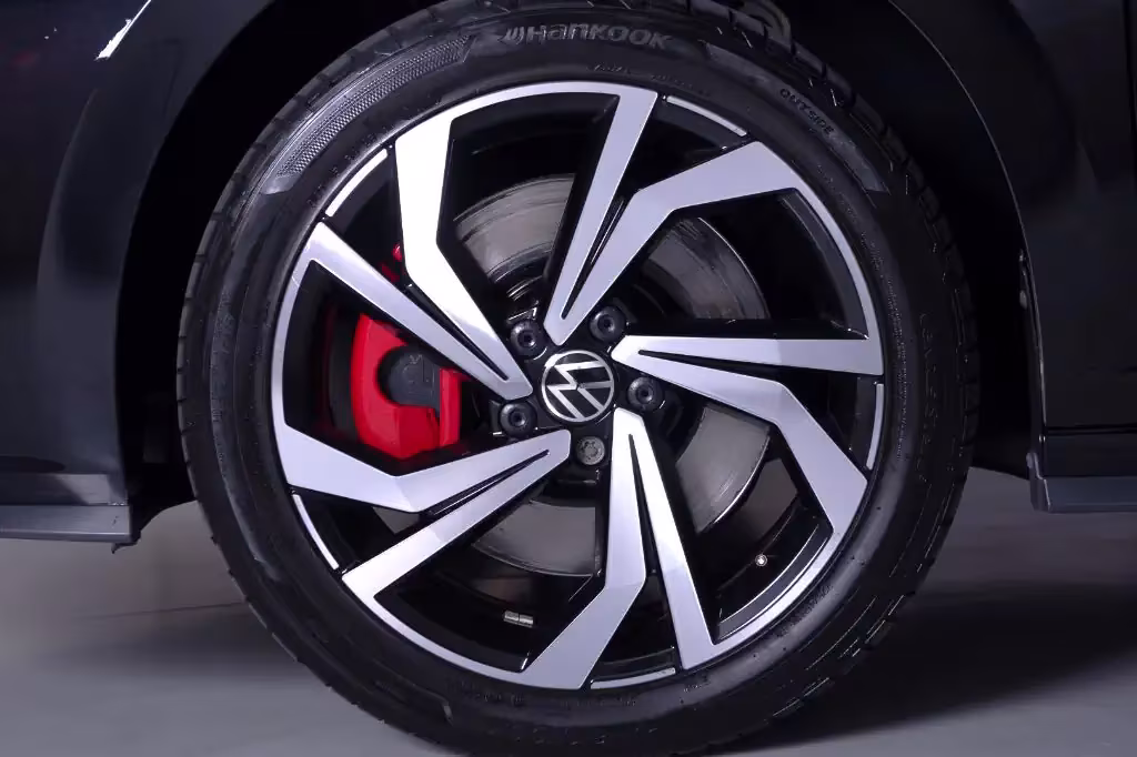 volkswagen-jetta-em-bauru-sp-fc588f6658a-04