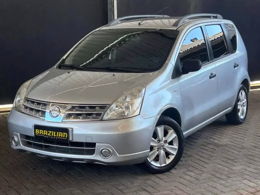 nissan-livina-em-curitiba-pr-53aac422