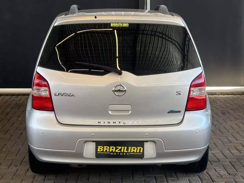 nissan-livina-em-curitiba-pr-7663248a