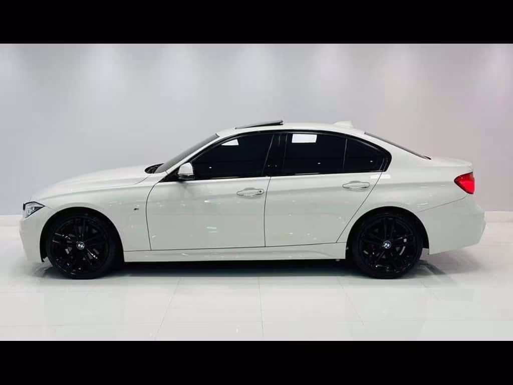 bmw-328i-em-curitiba-pr-cae17606