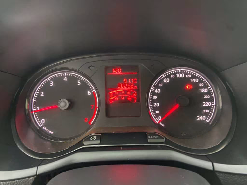volkswagen-saveiro-em-tijucas-sc-1372ae41