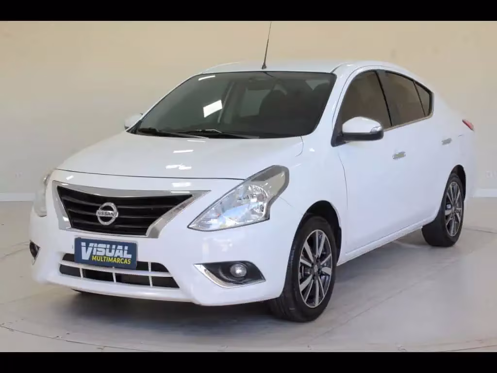 nissan-versa-em-curitiba-pr-e6808bd2