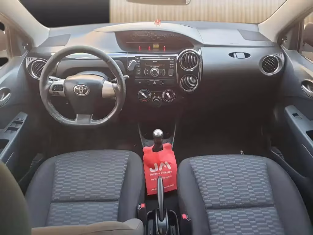 toyota-etios-em-monte-alto-sp-adabd6a7