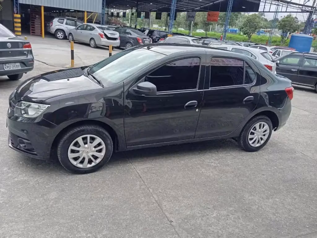 renault-logan-em-sao-goncalo-rj-08fd9ffd