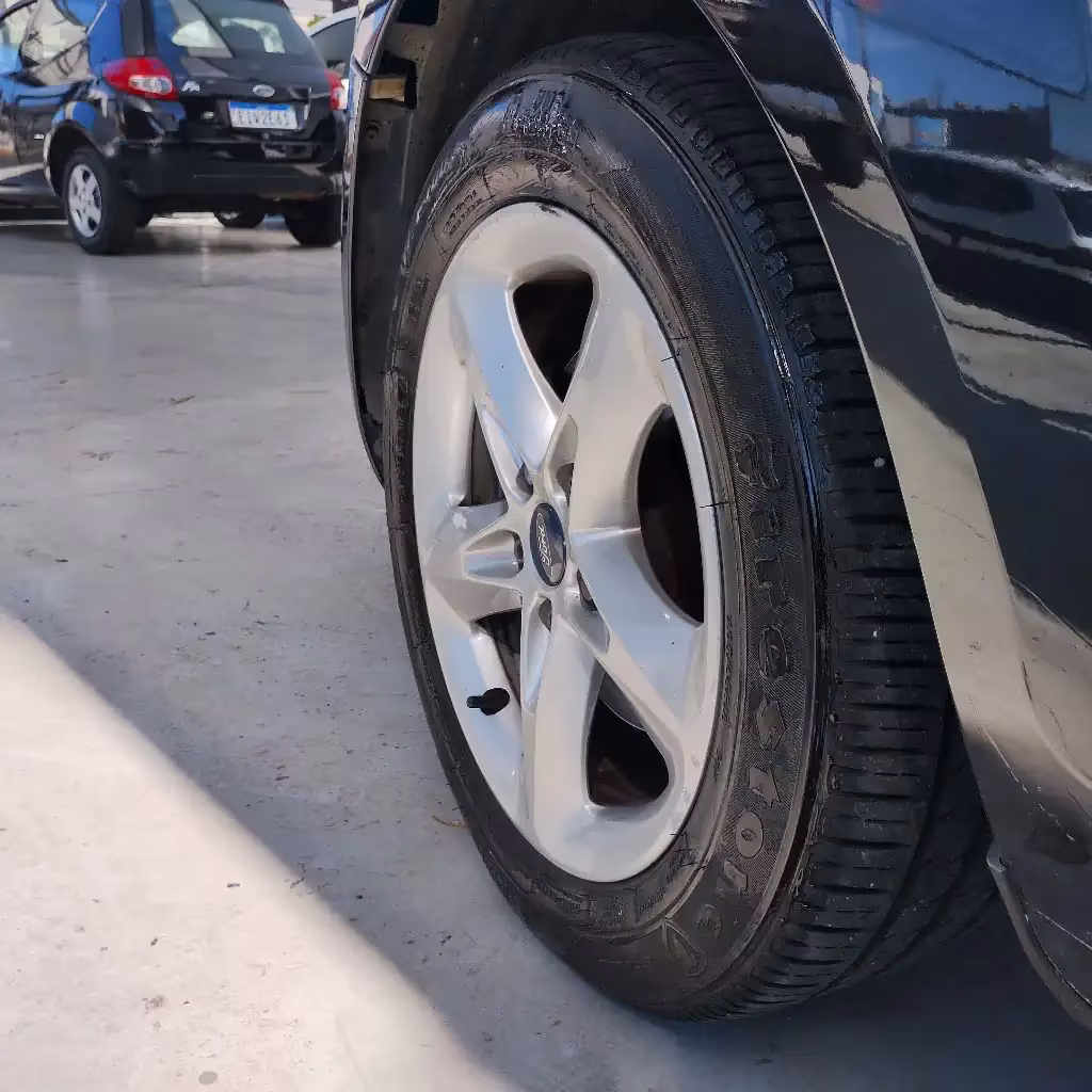 ford-focus-em-campinas-sp-fd22c91d22b-03