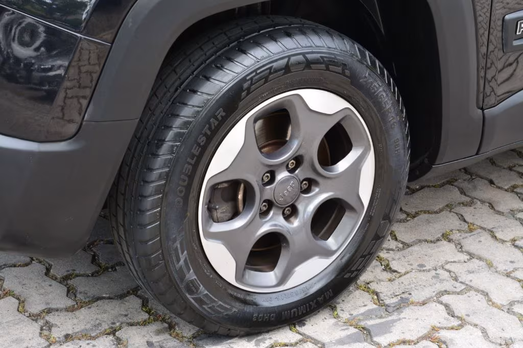 jeep-renegade-em-juiz-de-fora-mg-fd005f6baf4-03