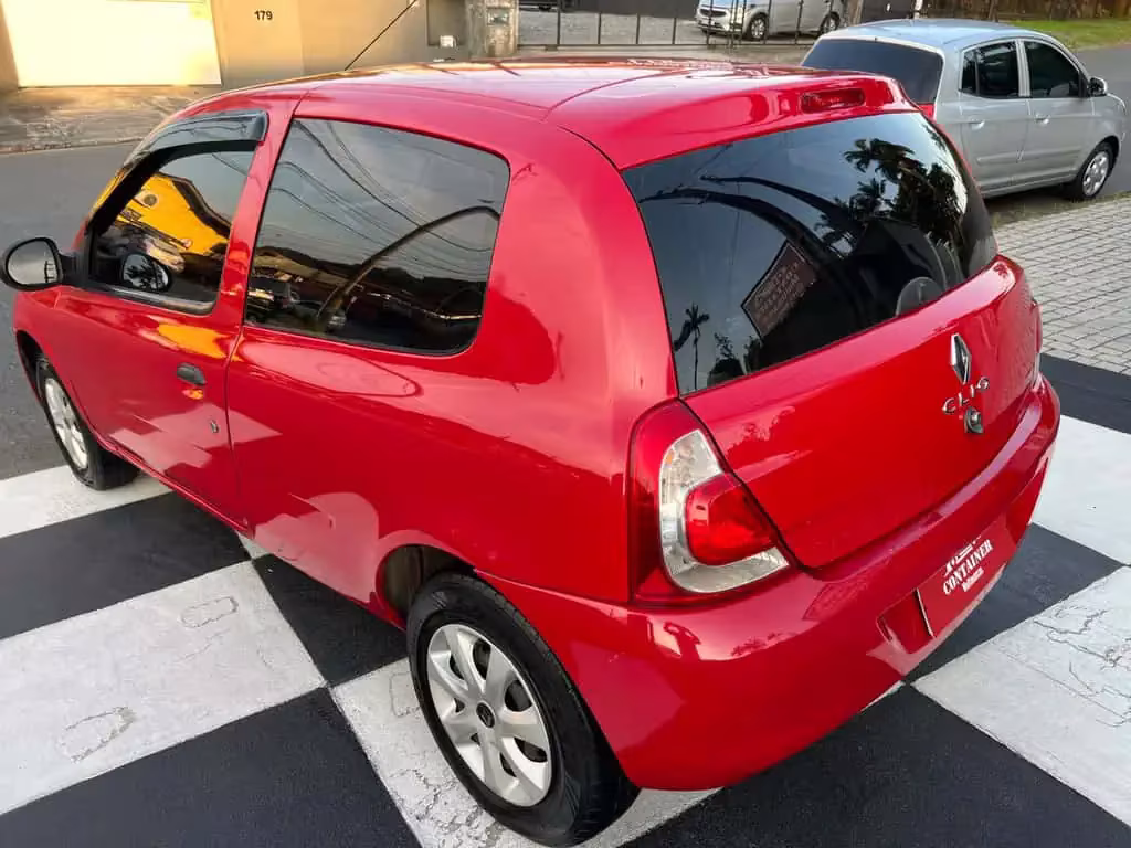 renault-clio-em-joinville-sc-1530bb94