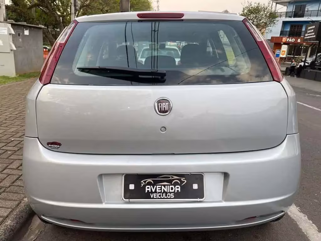 fiat-punto-em-telemaco-borba-pr-6370f7bb