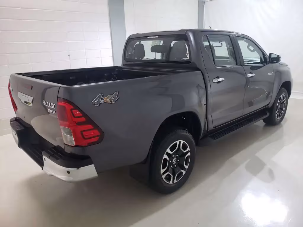 toyota-hilux-em-espirito-santo-do-pinhal-sp-fb97e03ffc9