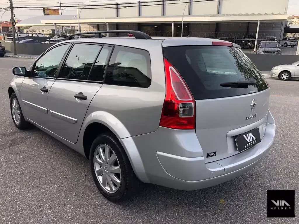 renault-megane-1-6-dynamique-grand-tour-16v-4p_f1279bbd2a7