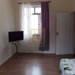 Apartamento com três dormitórios em Santa Teresa