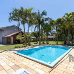 Casa ampla para locação em Ipanema!&lt;BR&gt;&lt;BR&gt;Destaques do imóvel:&lt;BR&gt;&lt;BR&gt;4 dormitórios para acomodar sua família com conforto.&lt;BR&gt;3 salas espaçosas, ideais para convívio e 