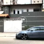 Sobrado para locação com 402m², 3 suítes, 5 banheiros, 8 vagas, na Vila Valparaiso, Santo André/SP.