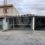 Casa com 2 dormitorios na Vila Nova Carolina a venda