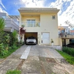 Casa Condominio em Porto Alegre, no bairro Vila Nova, com 3 dormitório(s), e 3 banheiros, à venda.