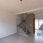 Casa Condominio em Porto Alegre, no bairro Vila Nova, com 2 dormitório(s), e 2 banheiros, à venda.