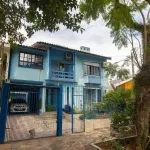 Libertas Imobiliária aluga!&lt;BR&gt;Ótima casa / sobrado no Jardim Itú, com 2 pavimentos, de 4 dormitórios e 3 vagas. &lt;BR&gt;Possui no andar térreo: hall de entrada, sala de estar com lareira, sal