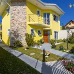 Casa com 3 dormitórios para alugar, 319 m² por R$ 7.511,80/mês - São Braz - Curitiba/PR