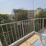 Apartamento a venda na Rua Adalberto Aranha, varanda, sala em 2 ambientes, 2 quartos sendo 1 suíte, banheiro social, dependências completa, 1 vaga de garagem