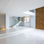 Apartamento Duplex com 252,32m², 4 suítes, 3 salas, 6 banheiros e 2 vagas de gar