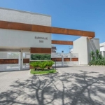 Casa de luxo em condomínio na Vila Nova, Porto Alegre-RS: 4 quartos, 2 suites, 4 banheiros, 2 vagas de garagem, 191,70m² de área.