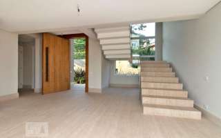 Casa à Venda - Morumbi, 4 Quartos, 750 m² - São Paulo