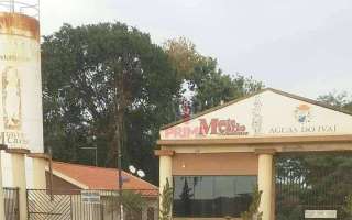 Chácara com 3 dormitórios, 1800 m² - venda por R$ 900.000,00 ou aluguel por R$ 4.000,00/mês - Ribeirão Pinguim - Floresta/PR