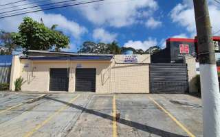 Ótimo ponto comercial, localizado entre as Av. Washington Luiz com a Av. Interlagos