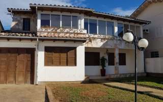 Casa à venda no centro de Cocal do Sul
