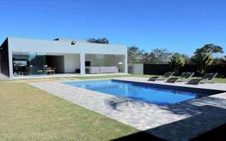 Casa em condomínio fechado com 3 quartos à venda na Alameda Água Marinha, Golf Gardens, Carapicuíba, 501 m2 por R$ 2.100.000