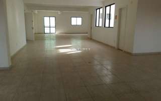 Amplo conjunto salão 120m² junto a Prefeitura.