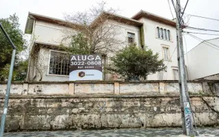 CASA PARA O SEU SEGMENTO COMERCIAL NO BATEL - J8