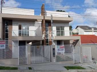 Excelente Sobrado com terreno amplo nos fundos Bairro Pilarzinho