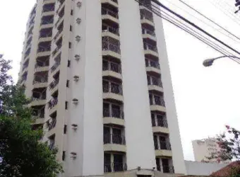 Apartamento a venda no Edifício Solimões.