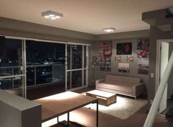 Apartamento duplex à venda, 89m², mobiliado, 1 suíte, lavabo, 1 vaga. Brooklin, SP.