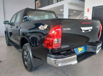 hilux-2-8-srv-diesel-4x4-201