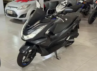 Honda Pcx a partir de 2017 150 Dlx em Londrina PR Chaves na Mão