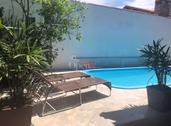 AMPLA CASA A VENDA EM JURERÊ INTERNACIONAL - FLORIANÓPOLIS/SC
