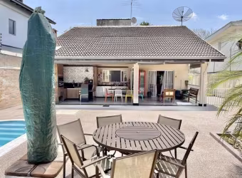 Casa Térrea na Granja Viana - Carapicuíba - 596m² - 5 Dormitórios sendo 3 Suítes- 4 Vagas