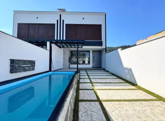 Amplo Sobrado no bairro São Francisco de Assis