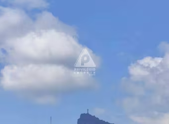 Apartamento à venda, 2 quartos, 1 suíte, Centro - RIO DE JANEIRO/RJ