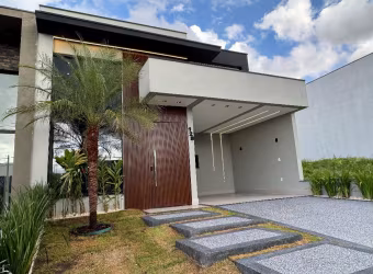 Casa Condomínio Mantova em Indaiatuba  com piscina