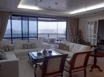 Apartamento a venda 4 suítes, 216 m2 no Rio Vermelho