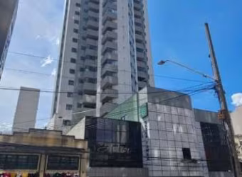 Excelente Apartamento no Centro de Curitiba - Edifício Green Tower