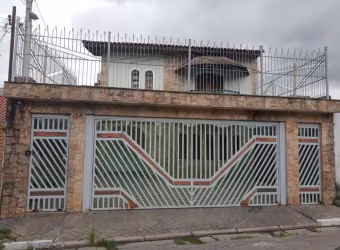 Sobrado à Venda | 315m² | 4 dormitórios | 3 Vagas | Vila Nova Cachoeirinha-SP
