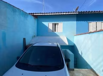 Casa para Venda em Bragança Paulista, JARDIM ÁGUAS CLARAS, 2 dormitórios, 3 banheiros, 1 vaga