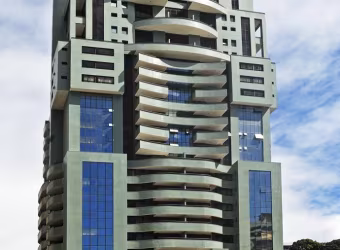 Apartamento com 2 Suítes no Aquarius - Excelente Localização