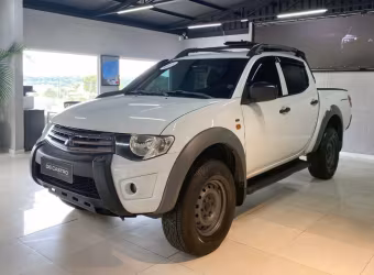 Mitsubishi l200 triton savana